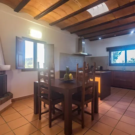 Sa Tanca Den Lloses * Santa Eulària des Riu
